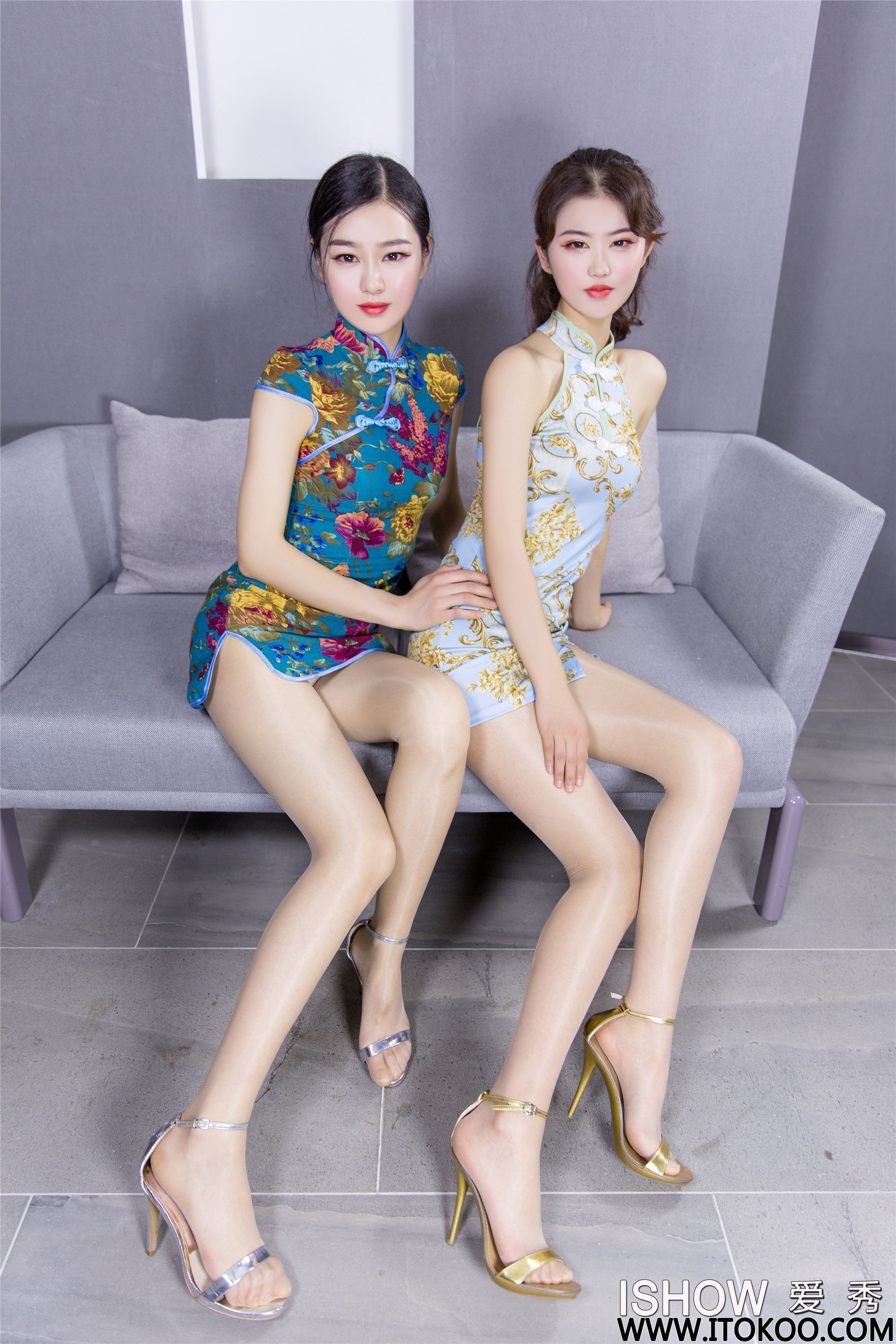 ISHOW爱秀 2022.01.31 NO.300 杨伊伊&范芳宛